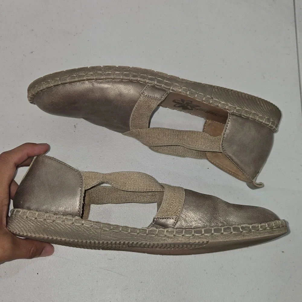 Josef Seibel Womens 40 Metallic Gold Leather Elastic Strap Espadrille Flat AC898